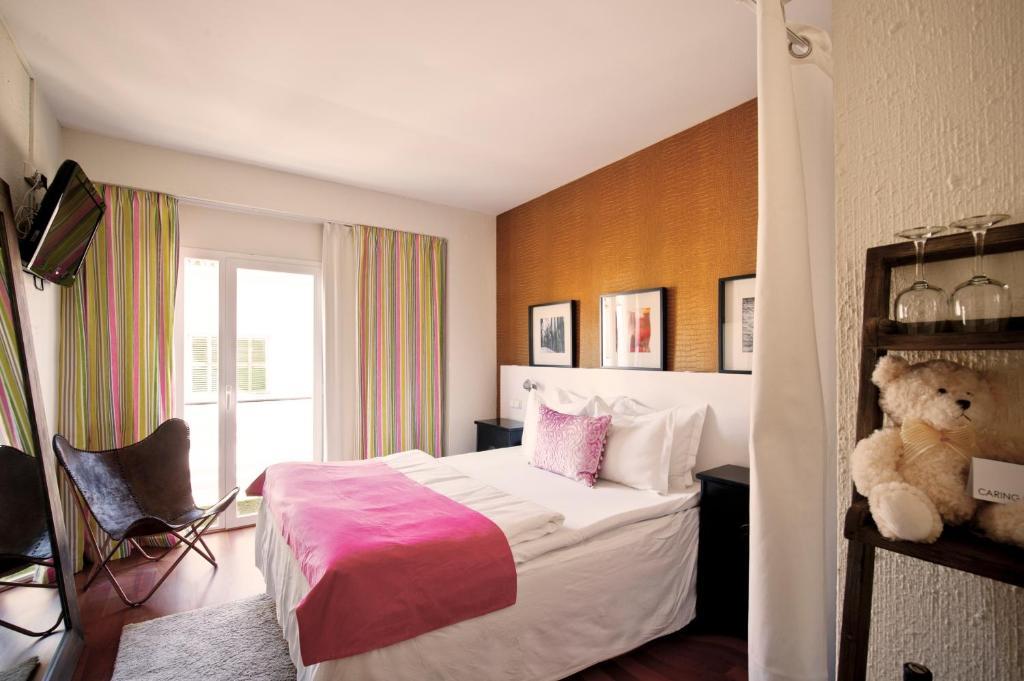 Double Room,1196843137:JPEG